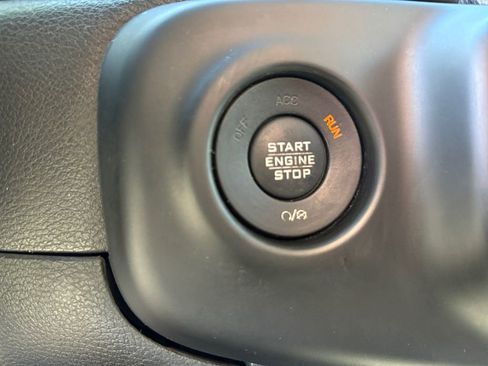 Used 2019 Jeep Wrangler Unlimited Sport S image 15