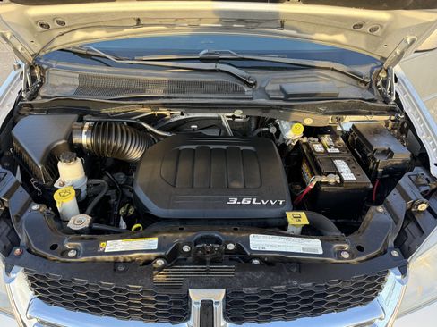 Used 2011 Dodge Grand Caravan Crew w/ Safety Sphere Group image 37