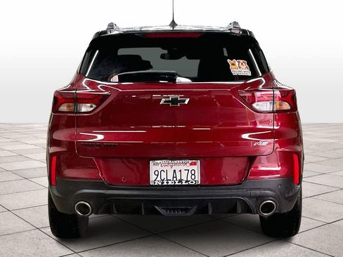 Used 2022 Chevrolet TrailBlazer RS w/ Sun and Liftgate Package image 7