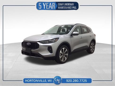 Used 2024 Ford Escape Platinum image 1