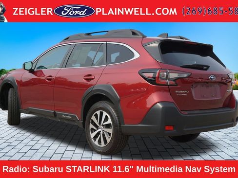 Used 2023 Subaru Outback Premium w/ Popular Package #1 AWD/4WD image 3