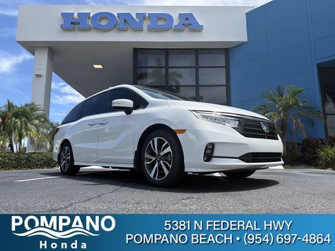 Used 2022 Honda Odyssey Touring image 1