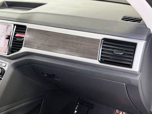 Used 2019 Volkswagen Atlas SEL AWD/4WD image 31
