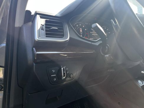 Used 2018 Audi Q5 2.0T Premium Plus w/ Premium Plus Package image 18