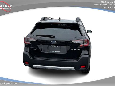 Used 2023 Subaru Outback Limited image 6