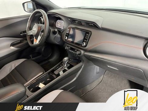 Used 2023 Nissan Kicks SR w/ SR Premium Package FWD image 14