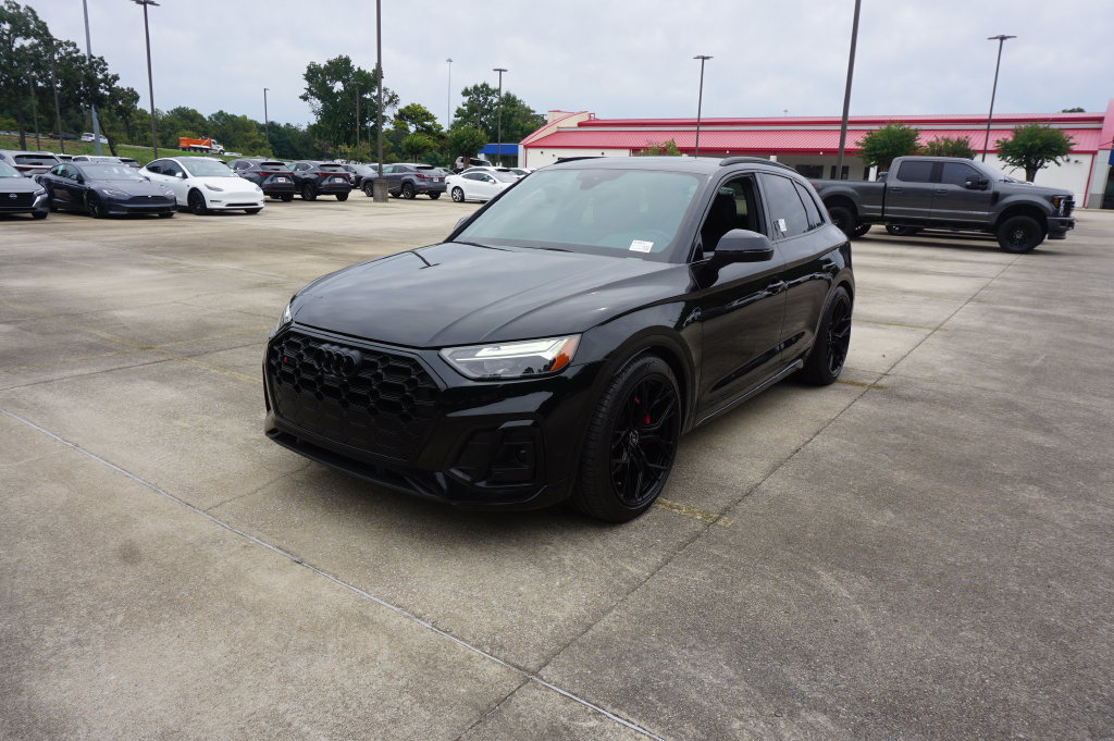 Used 2021 Audi SQ5 Premium Plus w/ Premium Plus Package AWD/4WD image 24
