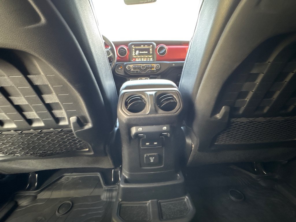 Used 2021 Jeep Wrangler Unlimited Rubicon AWD/4WD image 11