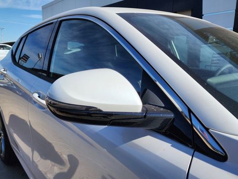 New 2026 Buick Envista Avenir image 11