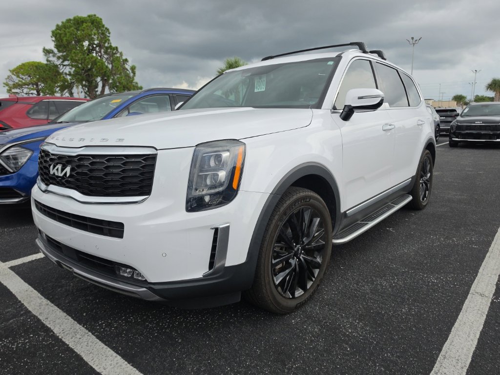 Certified 2022 Kia Telluride SX w/ SX Prestige Package AWD/4WD image 4