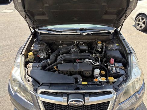 Used 2014 Subaru Legacy 2.5i AWD/4WD image 14