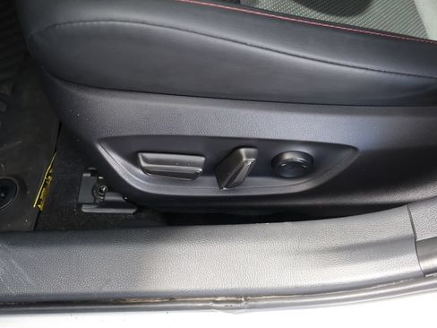 Certified 2024 Toyota Prius Prime FWD image 20