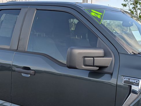 Used 2021 Ford F150 XLT image 10