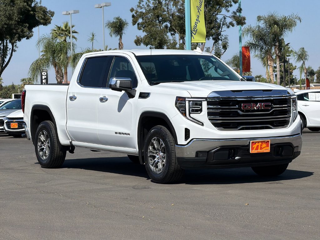 Used 2025 GMC Sierra 1500 SLT RWD image 7