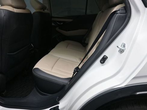 Used 2022 Subaru Outback Limited image 21