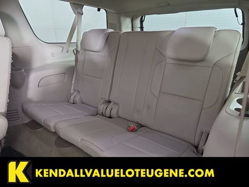 Used 2015 GMC Yukon XL Denali w/ Premium Package AWD/4WD image 22