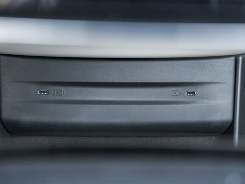 New 2025 Volvo EX90 Ultra w/ Protection Package Premier image 20