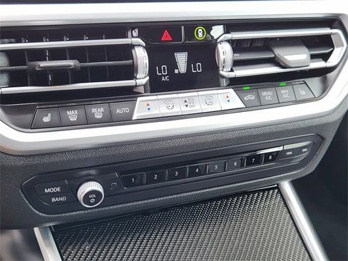 Used 2022 BMW M4 Coupe w/ Executive Package image 17