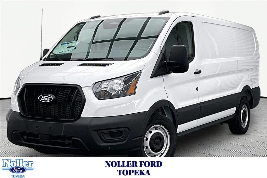 Used 2026 Ford Transit 150 Low Roof RWD image 1