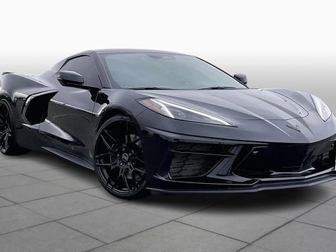 Used 2024 Chevrolet Corvette Stingray Premium Conv w/ Z51 Performance Package image 2