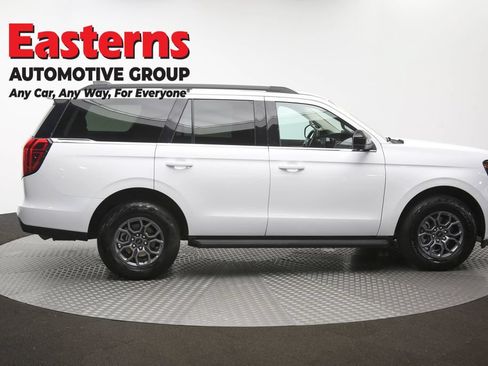 Used 2025 Ford Expedition Active AWD/4WD image 44