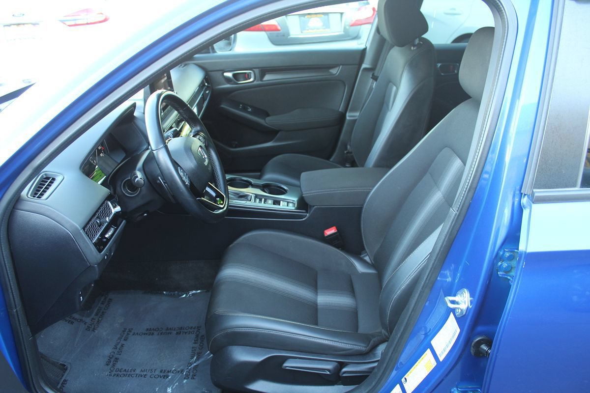 Used 2023 Honda Civic Sport image 17