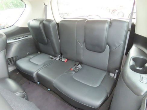 Used 2019 Nissan Armada Platinum w/ Captain's Chairs Package RWD image 20