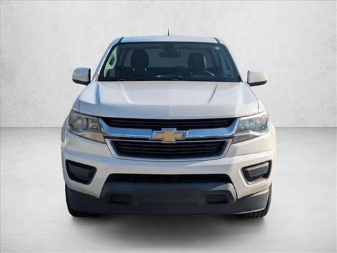 Used 2018 Chevrolet Colorado LT image 2