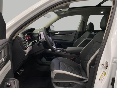 New 2026 Volkswagen Atlas Peak Edition AWD/4WD image 30