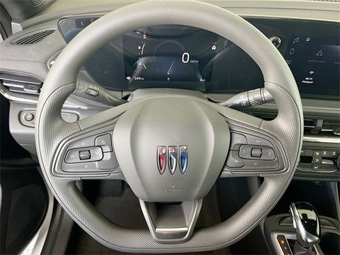 New 2026 Buick Envista Preferred image 7