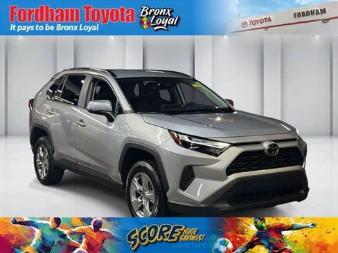 Certified 2025 Toyota RAV4 XLE AWD/4WD image 1