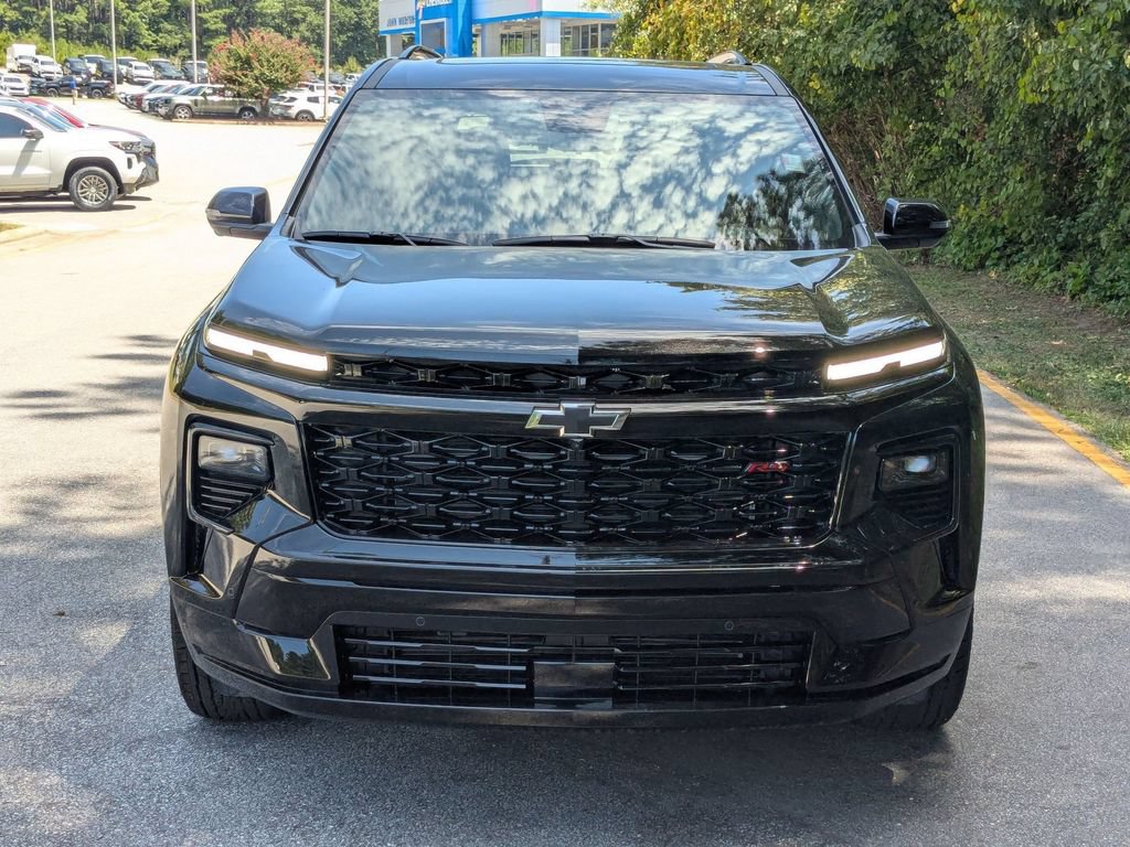 New 2027 Chevrolet Traverse RS FWD image 3