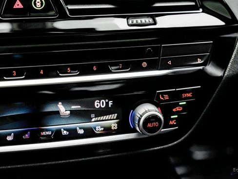 Used 2022 BMW M5 w/ Competition Package image 65