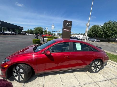Certified 2024 Hyundai Ioniq 6 Limited RWD image 4