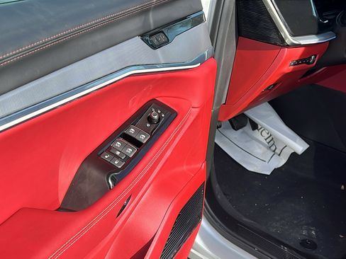 Used 2024 Jeep Wagoneer Launch Edition image 14