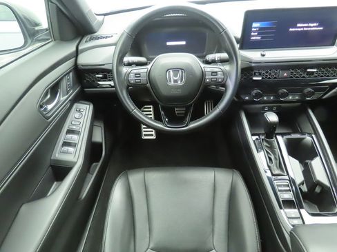 Used 2023 Honda Accord Sport image 10