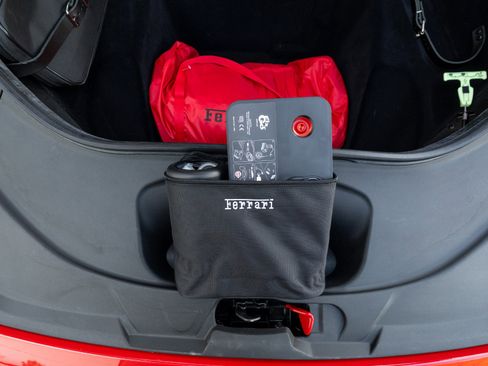 Used 2022 Ferrari F8 Tributo image 73