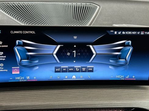 New 2026 BMW 330i Sedan w/ Convenience Package image 20