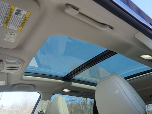 New 2026 Subaru Ascent Limited AWD/4WD image 9
