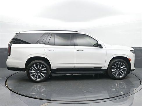 Used 2022 Cadillac Escalade Sport image 6