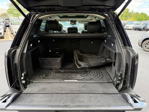 Used 2024 Land Rover Range Rover SE AWD/4WD image 11