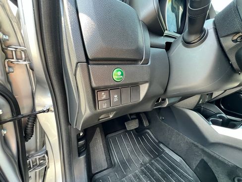 Used 2018 Honda Fit Sport image 20