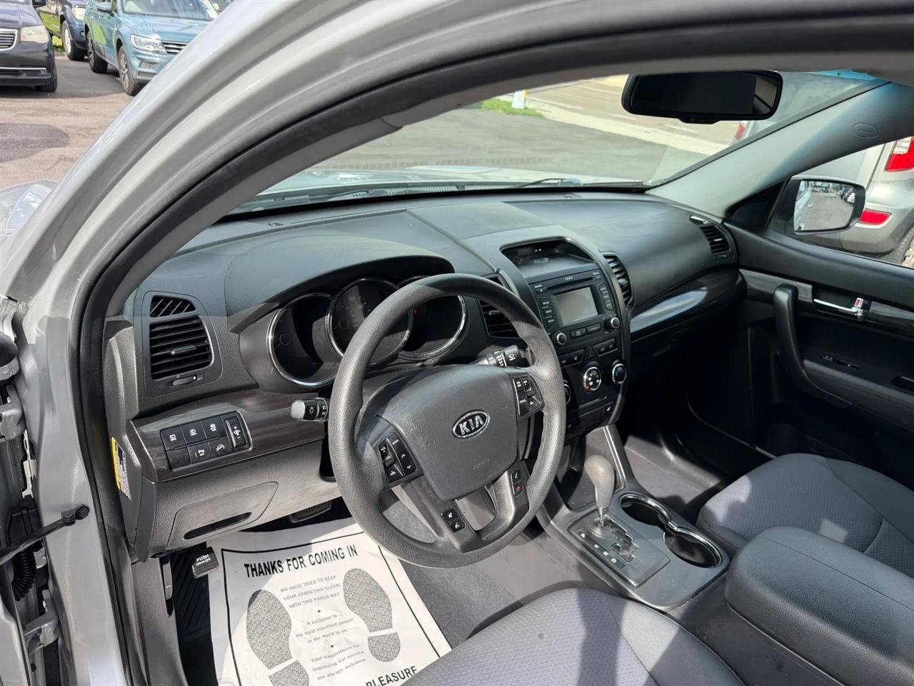 Used 2013 Kia Sorento LX FWD image 22