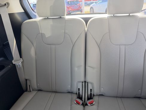 Certified 2022 Kia Sorento SX image 17