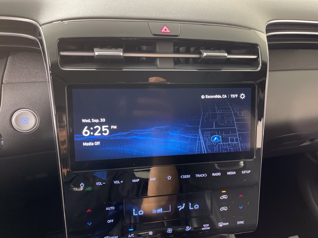 Certified 2023 Hyundai Tucson Limited AWD/4WD image 22