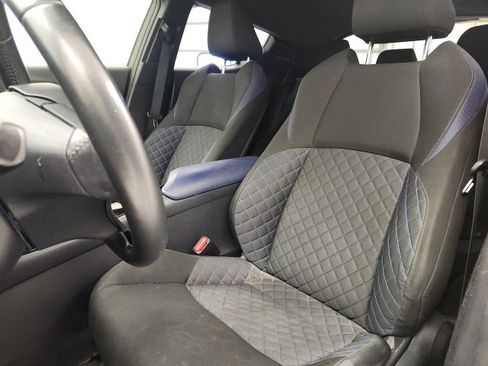 Used 2020 Toyota C-HR XLE image 13