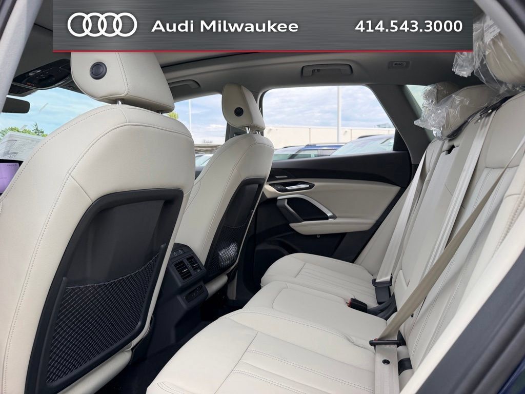 New 2026 Audi Q5 Premium Plus AWD/4WD image 33