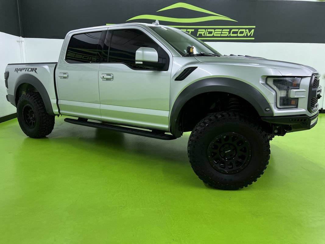 Used 2019 Ford F150 Raptor w/ Equipment Group 802A Luxury AWD/4WD image 1