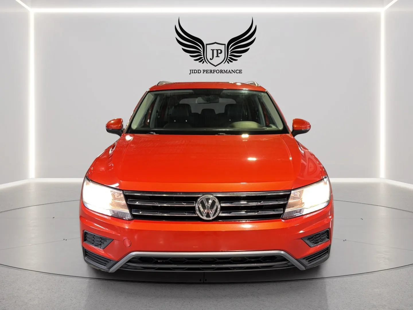 Used 2018 Volkswagen Tiguan SEL FWD image 39