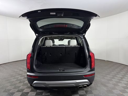 Used 2021 Kia Telluride S image 19